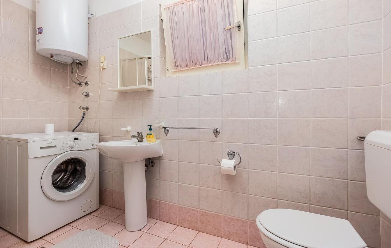 Mila Apartment Porec Luaran gambar